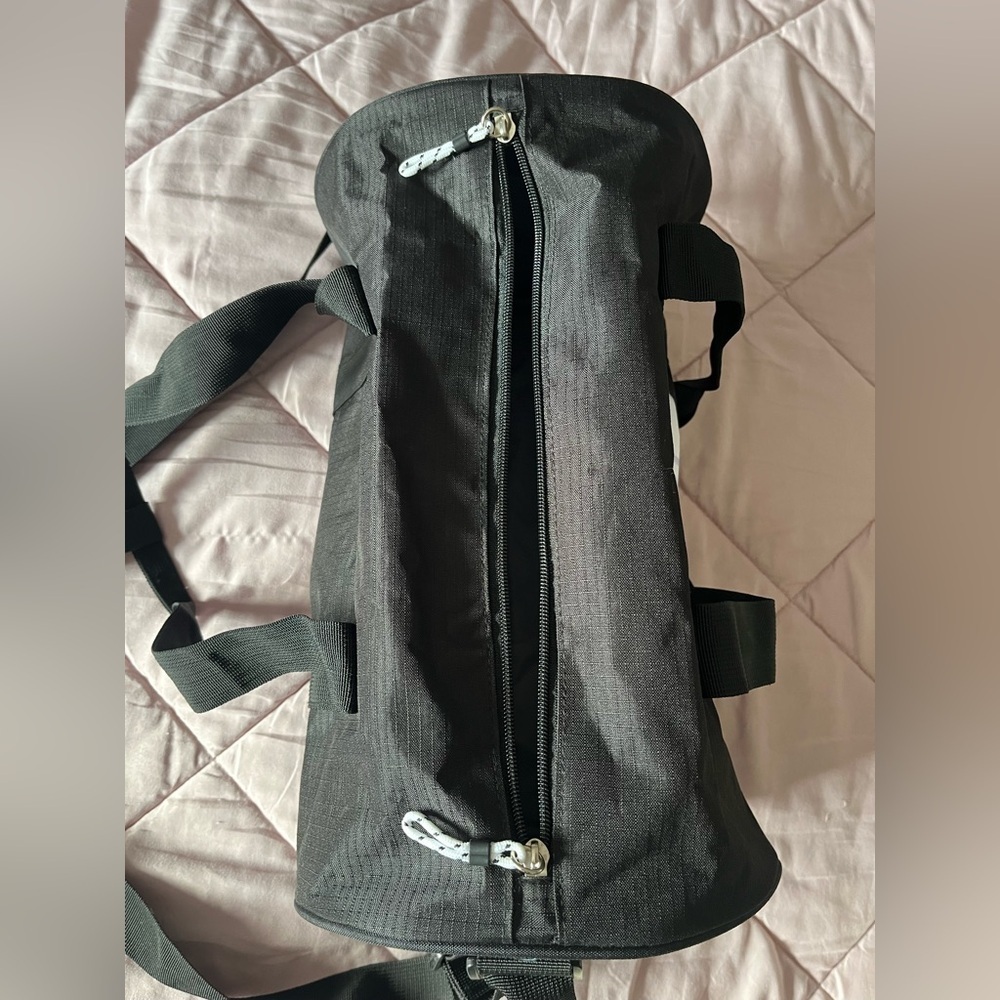 2 for $20 Fila Small Duffle Bag - Picture 6 of 7